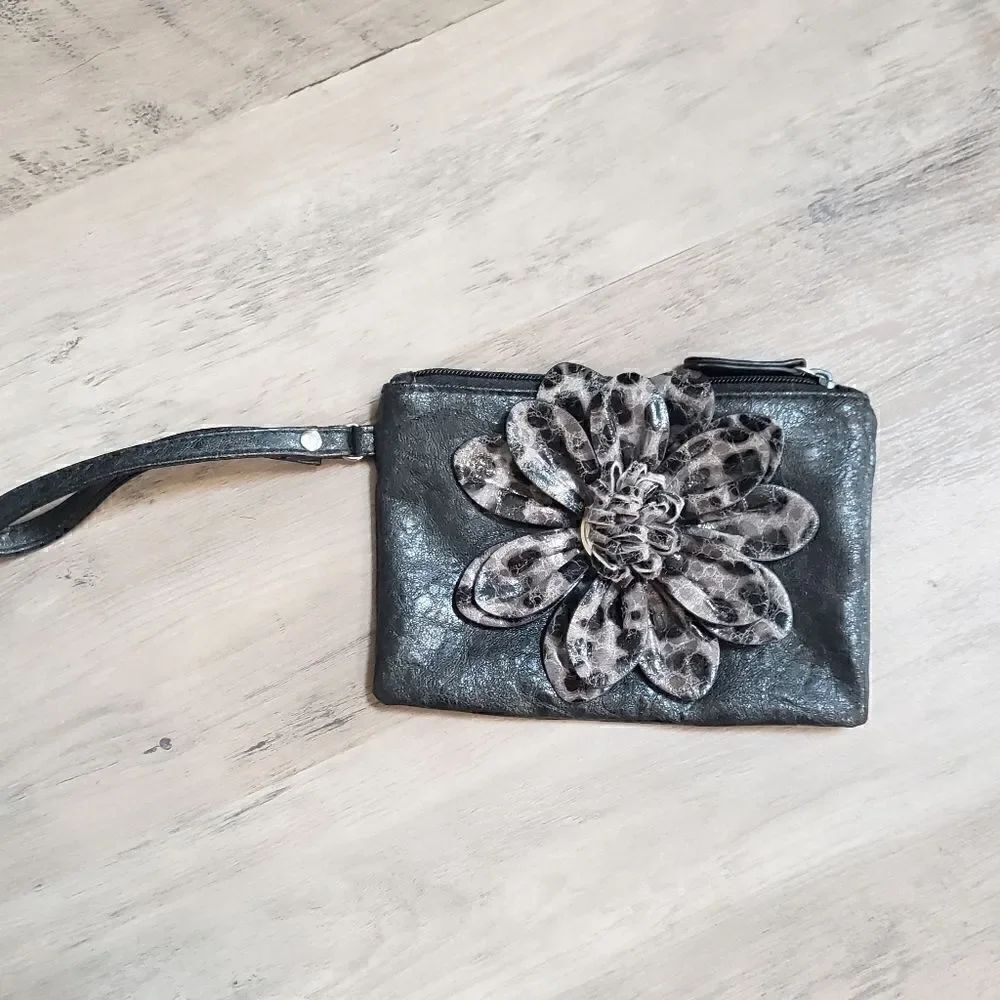 Small black wristlet